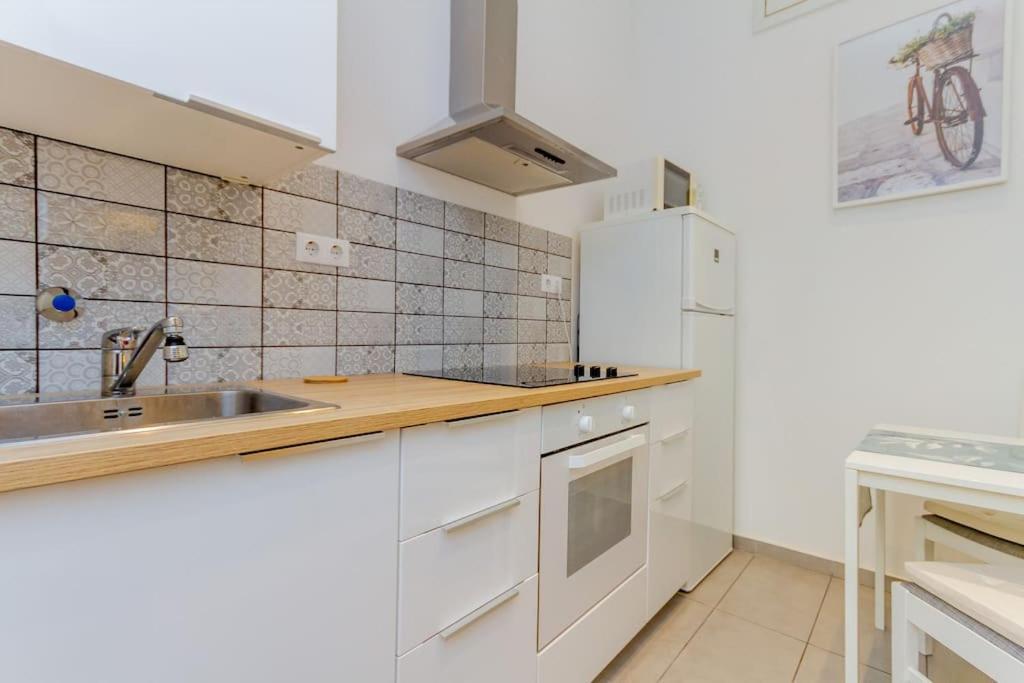 Appartement Cozy Nest By The Andrassy Avenue à Budapest Extérieur photo